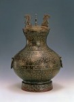 Han Dynasty Bronze pot with bird pattern